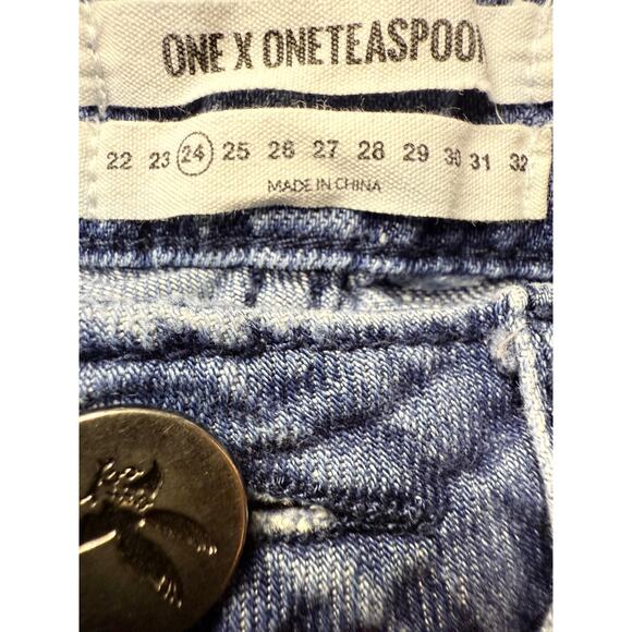 One x OneTeaspoon Bonita Cutoff Denim Shorts, Distressed Raw Hem, Size 24 - Picture 5 of 6
